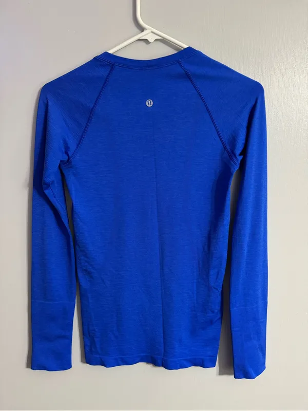 Lululemon Athletica Long-Sleeve Crew Top in Royal Blue Size 4 - Image 2