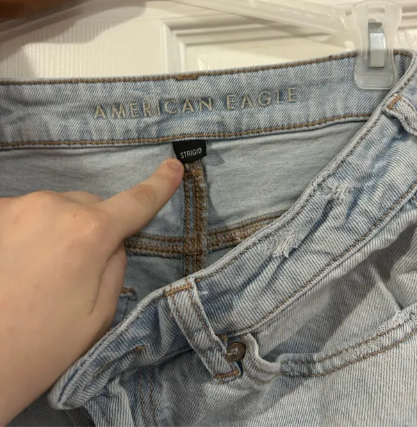 American Eagle Jeans - Image 2