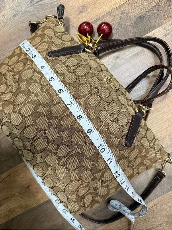 Coach Khaki/Brown Signature Canvas Shoulder Bag /Crossbody bag - Image 6