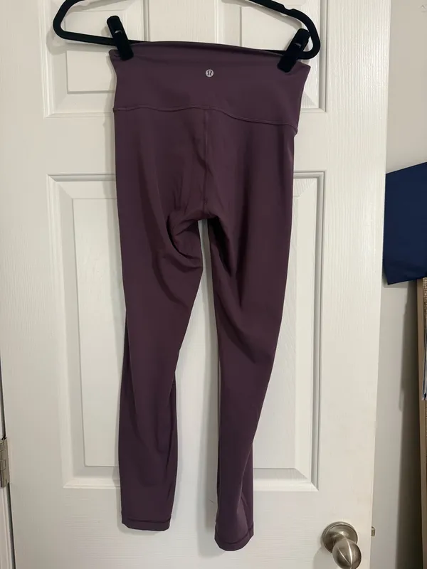 Lululemon Purple Leggings Align 25" - Image 4