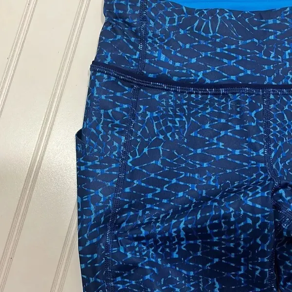 Lululemon speed up Capri leggings - Image 2
