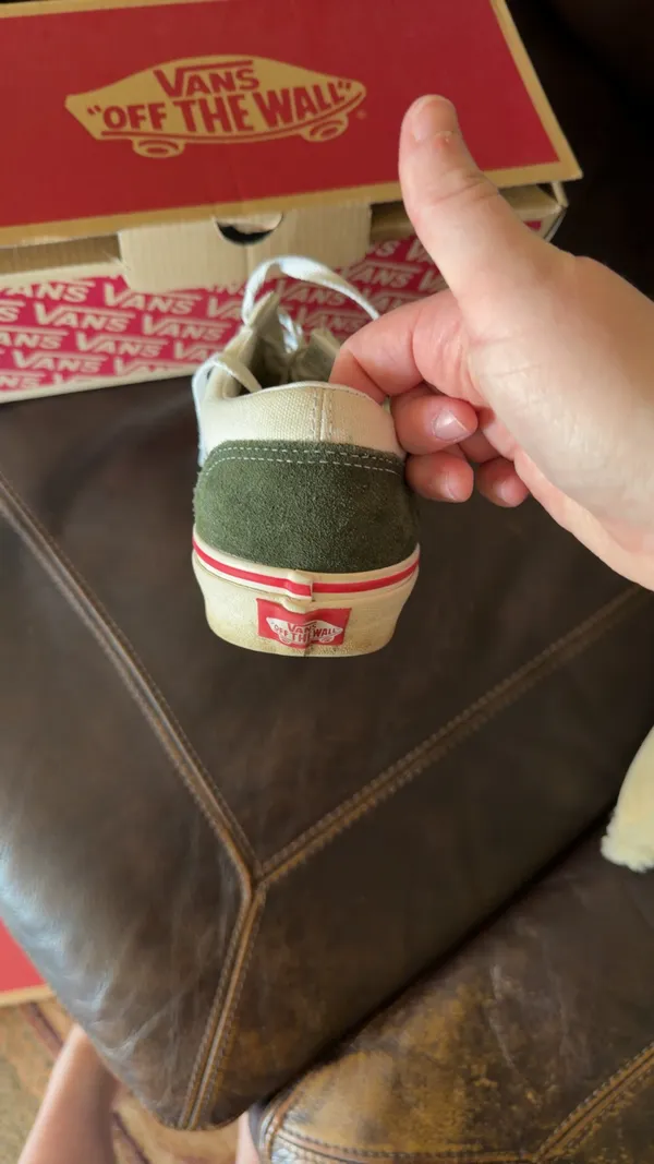 Tan and green vans - Image 3