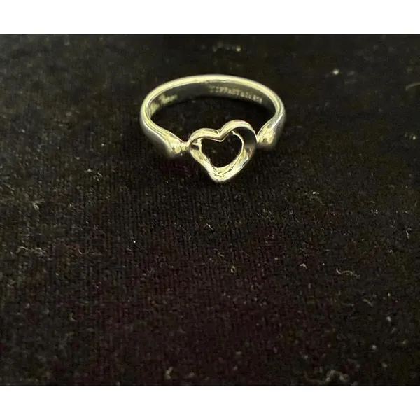 Costume silver plate open heart ring size 7.5 - Image 3