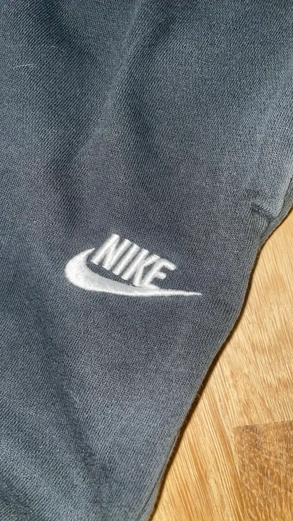 Nike Sportswear Essential Women’s Fleece Sweatpants - Image 3