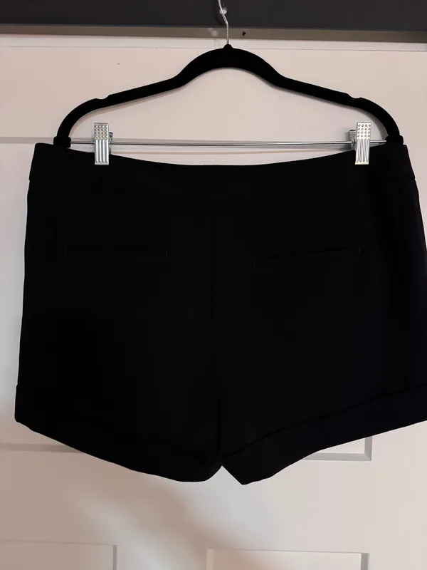Express Black Women's Tailored High-Waist Shorts - Image 3