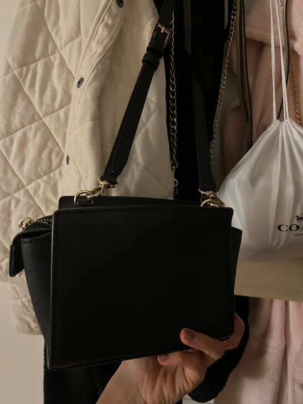 Michael Kors Cross Body Bag - Image 2