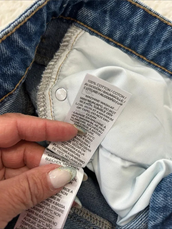 Edikted Flare Jeans - Image 9