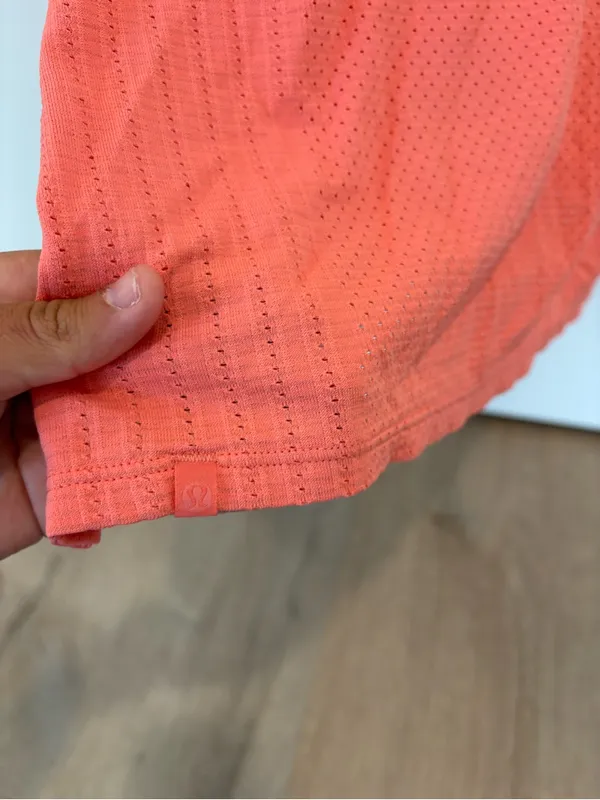 Lululemon Tank Top Size Medium - Image 3