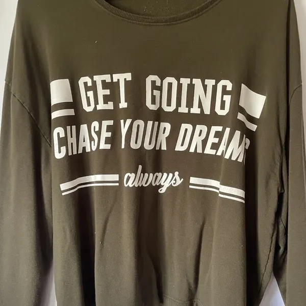 Get going chase your‎ dreams always brown green crewneck sweater casual comfort - Image 2