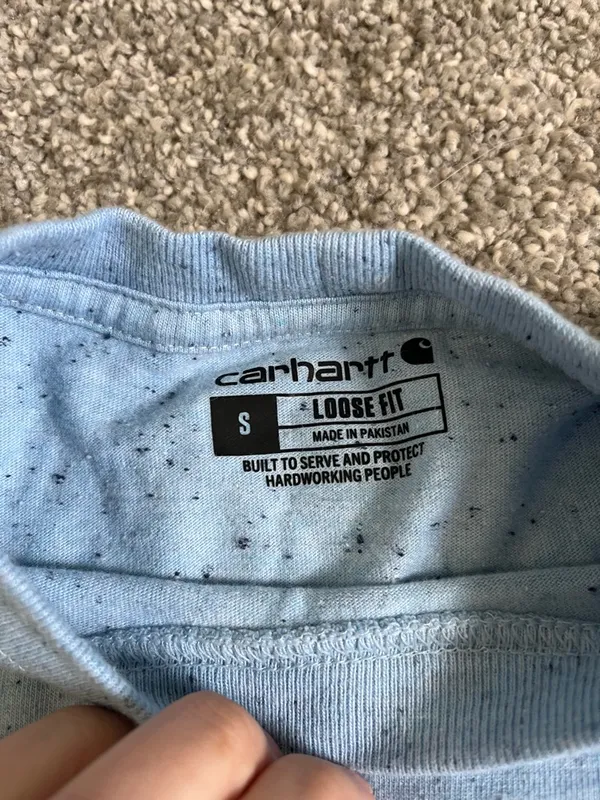 Loose fit Carhartt tee - Image 2