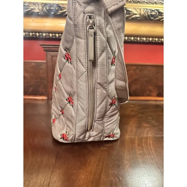 Vera Bradley Carson Hobo Bag‎ Denim Gray Floral Quilted Crossbody NWT - Image 5