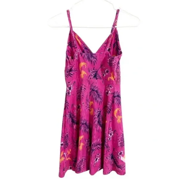Y2K Mudd V-Neck Crochet Mini Dress Size Medium Hot Pink Purple Tropical - Image 2