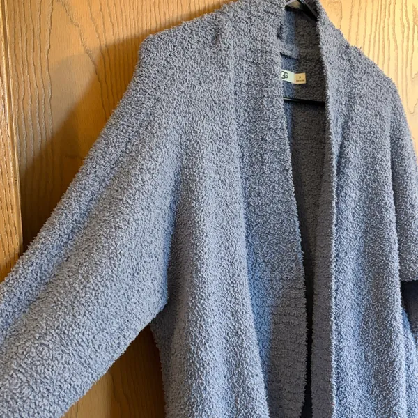 UGG Women’s Soft Fremont Cardigan in Boucle‎ Blue Medium - Image 3