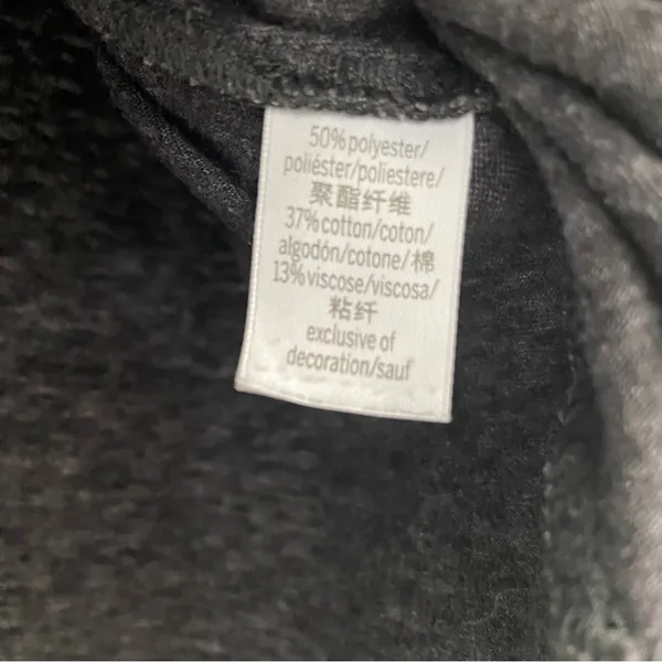 VICTORIA’S SECRET Love Rhinestone Long sleeve Gray Top Medium - Image 5