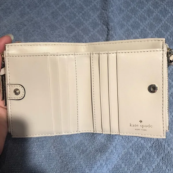 Kate Spade cream colored wallet - Image 4
