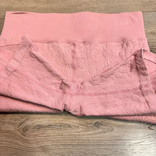 Offline by Aerie Goals Pink Floral Jacquard High Waisted Biker Shorts‎ Medium M - Image 8