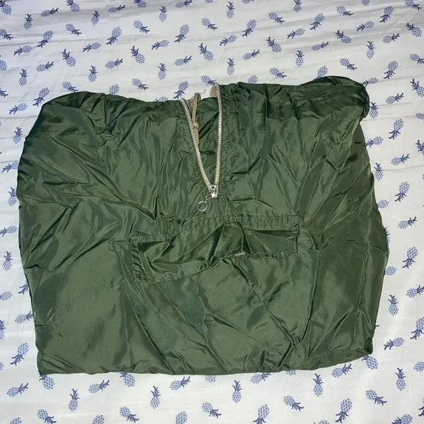 Green Quarter zip lightweight wind breaker - Image 4