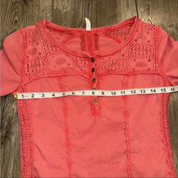 Free People Top Women's Crochet Lace Henley Long Sleeve Boho Sz M Coral Red - Image 8