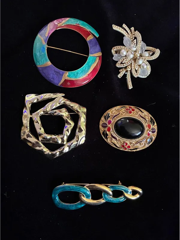 Vintage Brooch Pin Lot 5 Pcs Enamel Gold Tone Abstract Floral Geometric Jewelry - Image 2