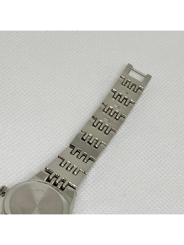 FMD Women’s two tone watch 25mm quartz analog size 6.5” running - Image 8