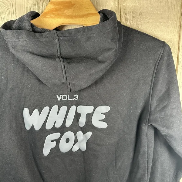 White Fox Hoodie Sweatshirt Womens Sz M/L Black Fleece Pullover Vol. 3 Offstage - Image 4