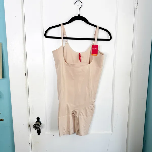 SPANX OnCore Open-Bust Mid Thigh Bodysuit Soft Nude NEW Size 1X Slimming Shaping - Image 3