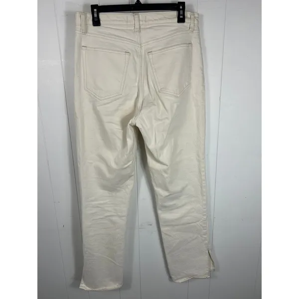 Abercrombie & Fitch 90's Straight Ultra High Rise Off White Jeans in Size 31/12R - Image 4