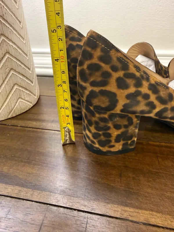 Gianvito Rossi Leopard Print Suede Block Heel Loafer Pumps Size 38 - Image 15