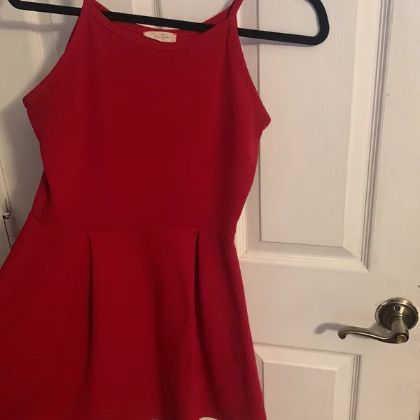 Olivia Rae Medium Red Dress - Image 5
