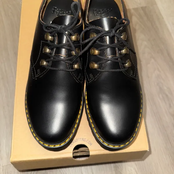 Dr. Martens LEONA LOW Platform Shoes Black Leather Chunky Heel Women's Size 9 - Image 2