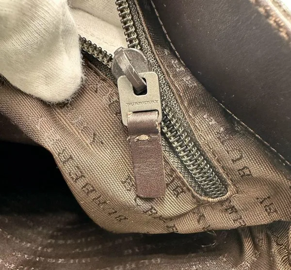 BURBERRY LONDON Nova Check Shoulder Bag PVC Leather Beige - Image 6