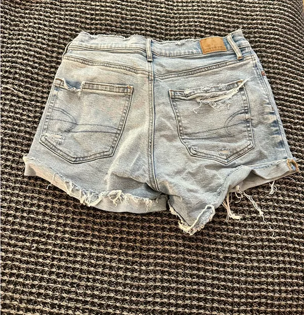 American Eagle Shorts - Image 2