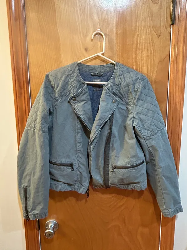 Women’s Gap quilted Canvas Moto Jacket Size 12 - Image 6