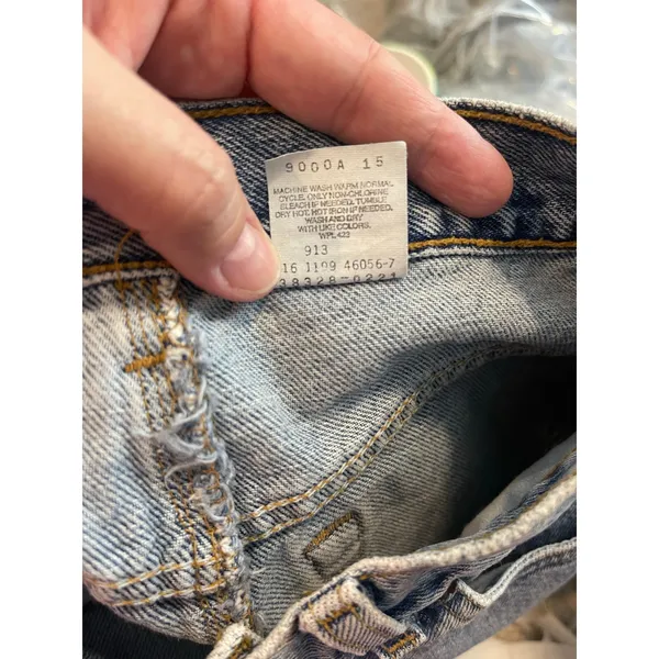 Levi's Strauss Women's Signature High Rise Blue‎ Denim Skirt Raw Hem - Image 8