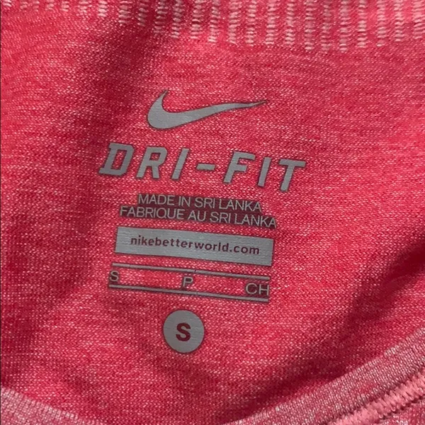 Nike dri-fit size small shirt - Image 4