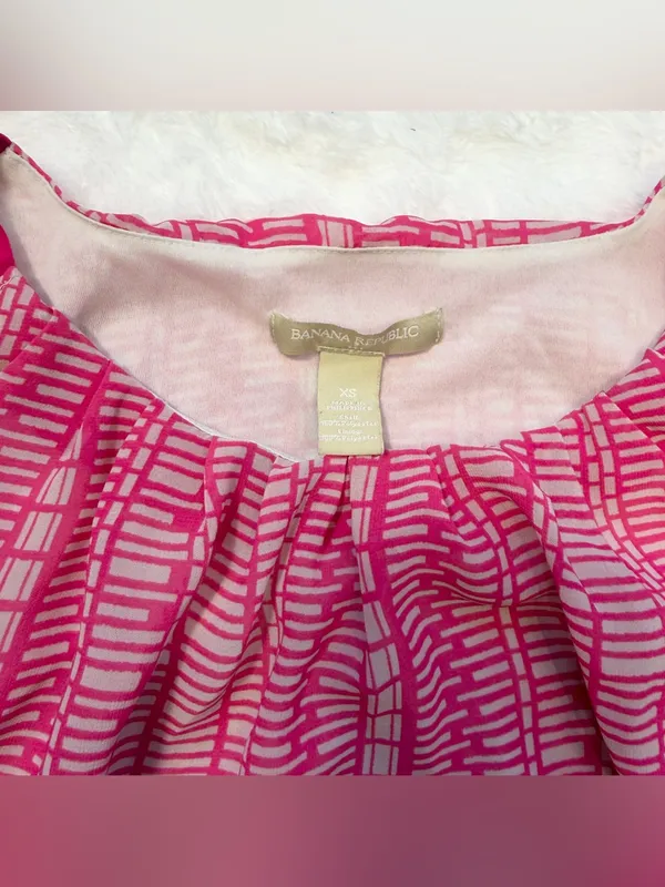 Banana Republic Women’s Pink Patterned Sleeveless Halter Top Size XS - Image 8