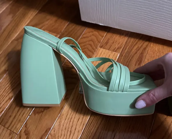 Princess Polly Green Heels - Image 5