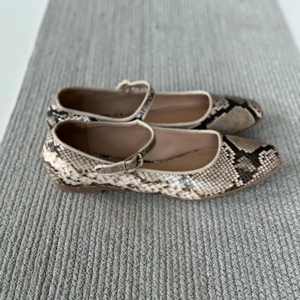 Time and Tru Black Brown White Snakeskin Square Toe Maryjane Ballet Flats Sz 8 - Image 2