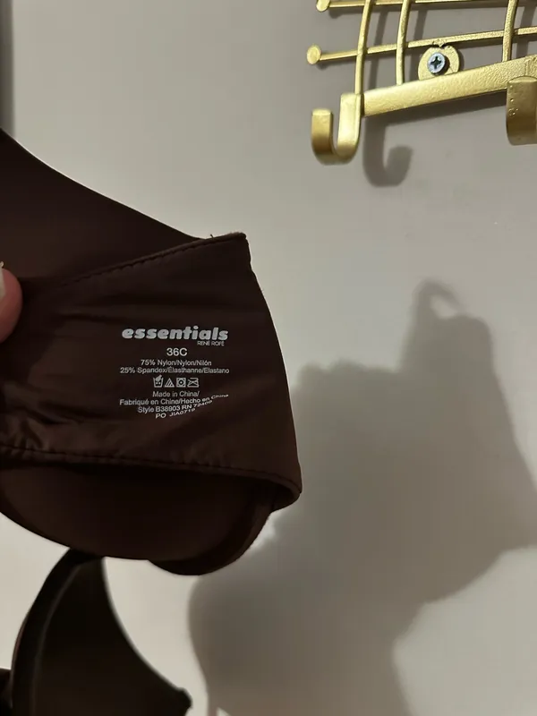 Essential Smooth T-Shirt Bra in Dark Brown - Image 3