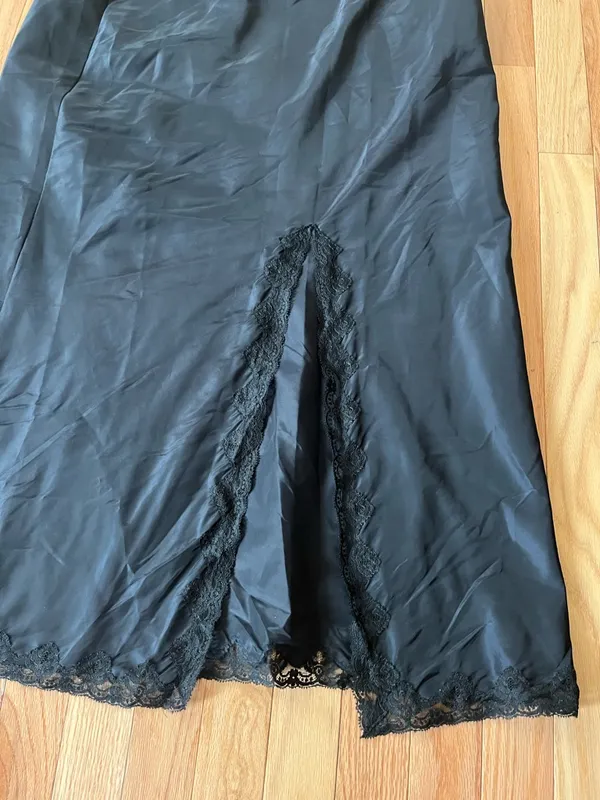 Vintage Half Slip Skirt XL Black Lace Romantic Feminine Lingerie Victorian - Image 2