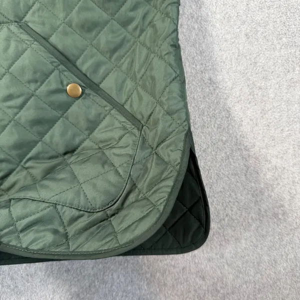 Lands’ End Women’s Medium Green Quilted Barn Vest Corduroy Collar Snap Close - Image 3