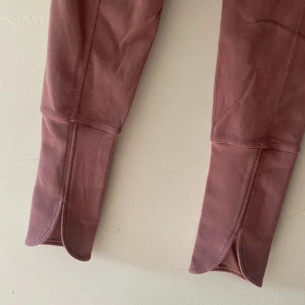 Free People Movement Virgo Mauve Cropped Leggings‎ - Image 4