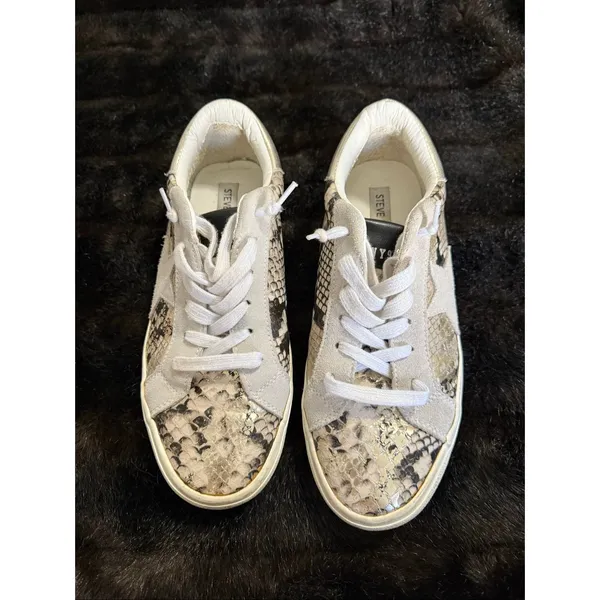 Steve Madden Womens Sneakers Sz 8 Stars Snake Print Suede Leather - Image 2