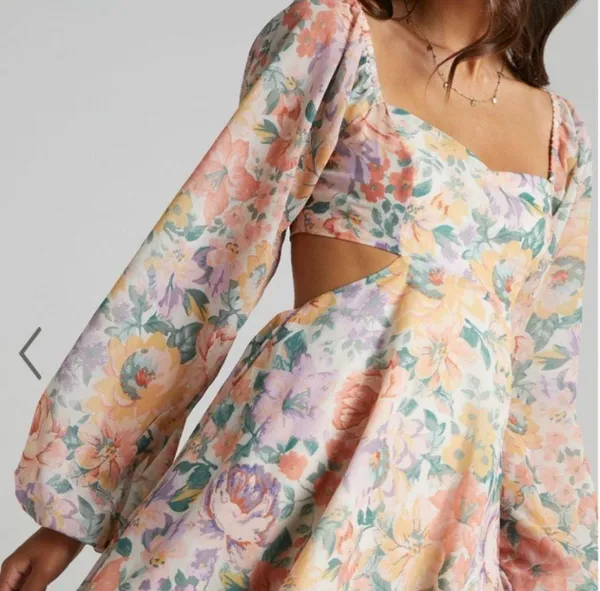 Showpo Dress - Image 2