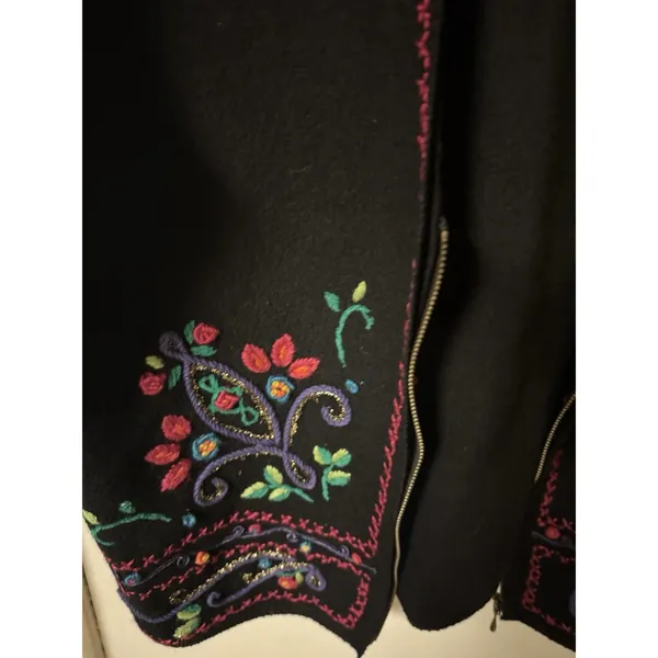 Vntg Napa Valley‎ 100% Wool Embroidered Zip Cardigan Size M - Image 6