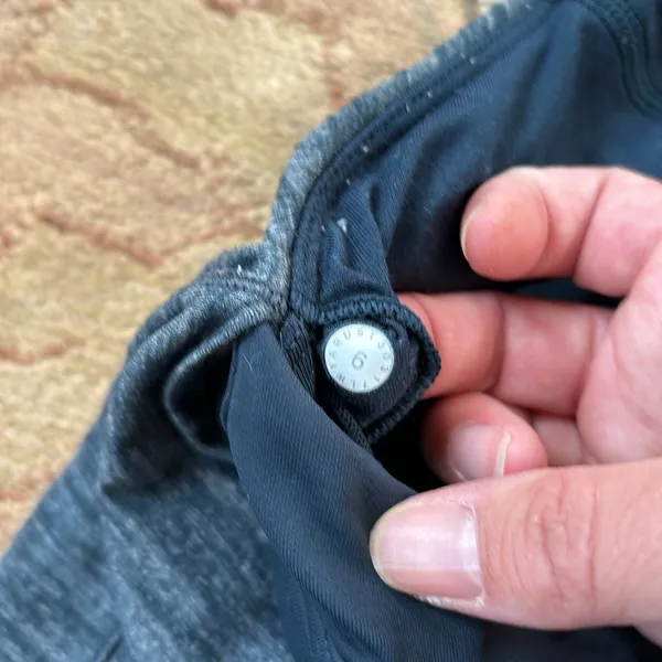 Lululemon tank - Image 5