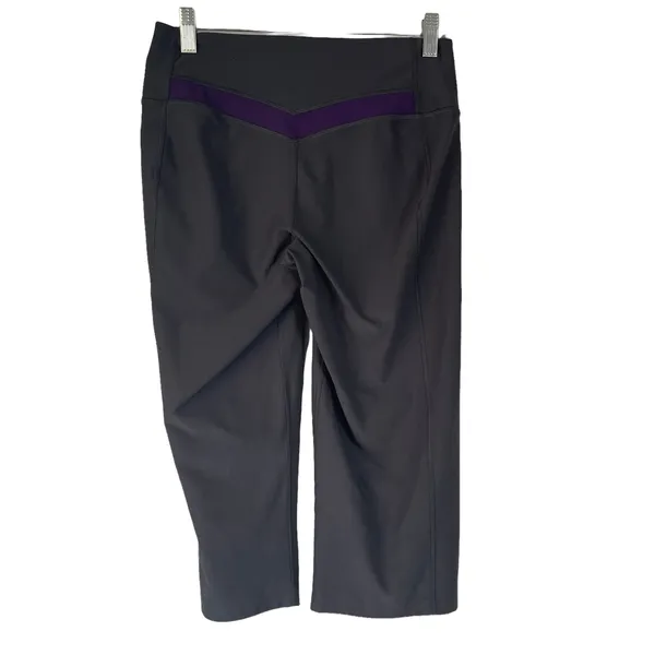 Nike‎ Dri-Fit Women's Size Small Grey Cropped Wide Leg Pants - Image 3