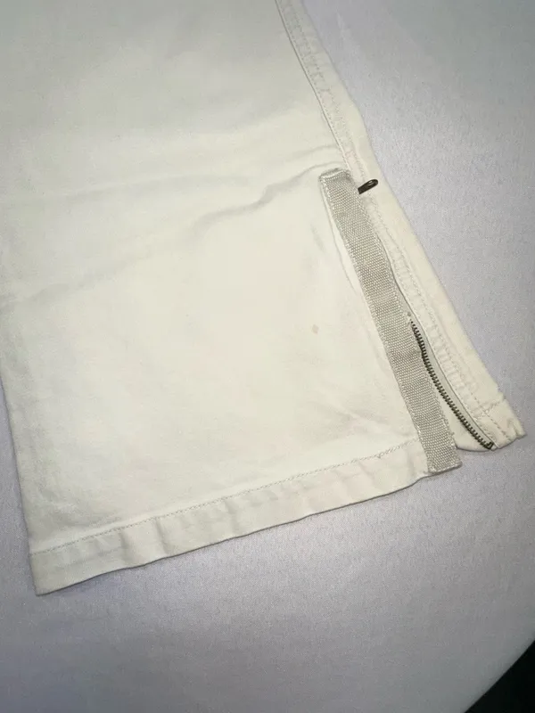 Abercrombie & Fitch Women’s Cream Cargo Pants Low Rise Flare Leg Zip Hem Sz 10 - Image 3