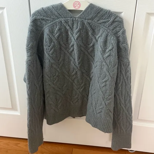 Vince Interlocking Cable Wool Cashmere Blend Cardigan in Gray - Image 3