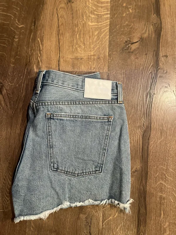 Aritzia Denim Forum Shorts - Image 2